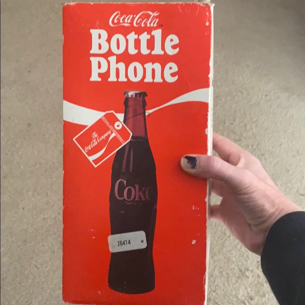 Coca Cola Brand Collectible Phone-It Works!